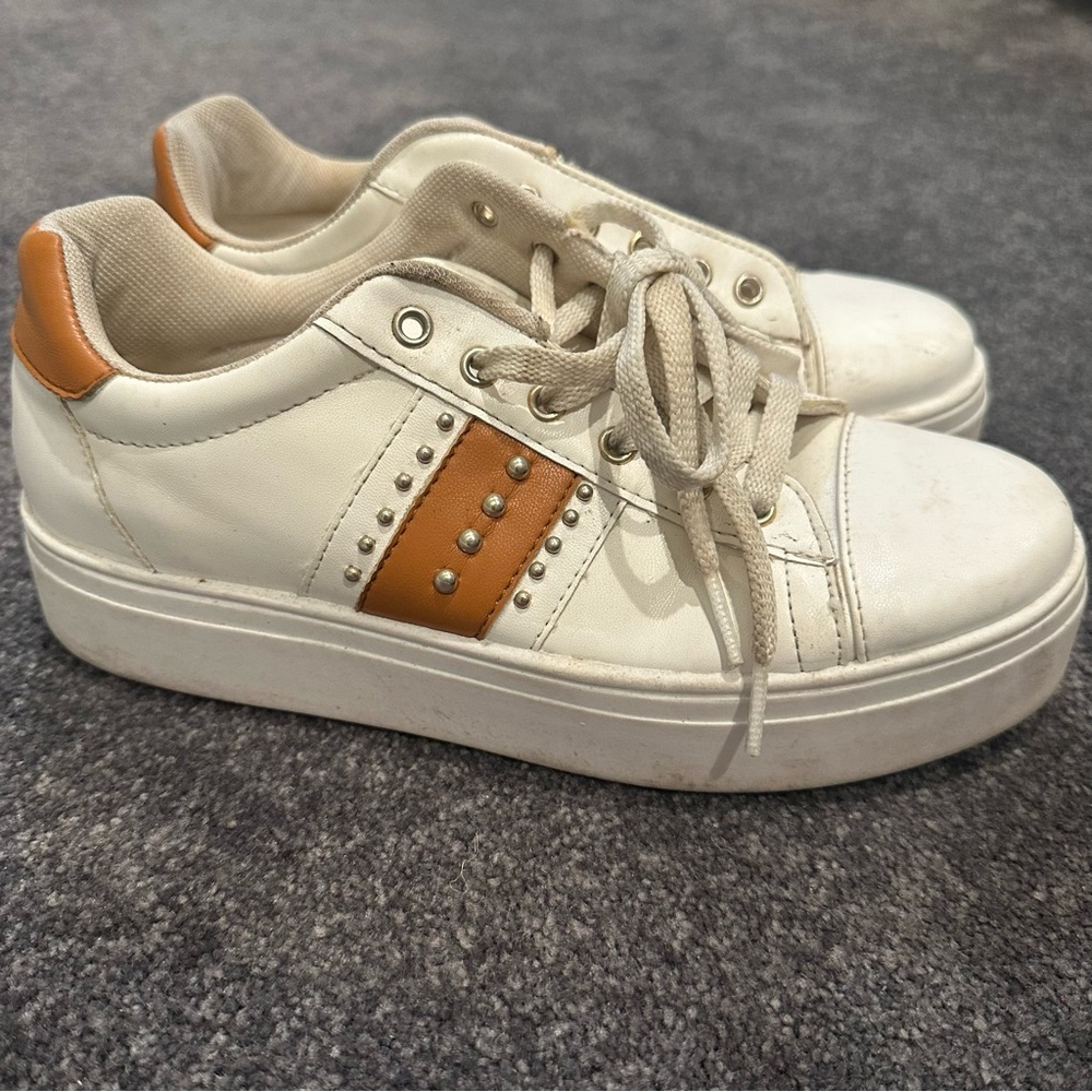 Top shop Embellished White Sneaker